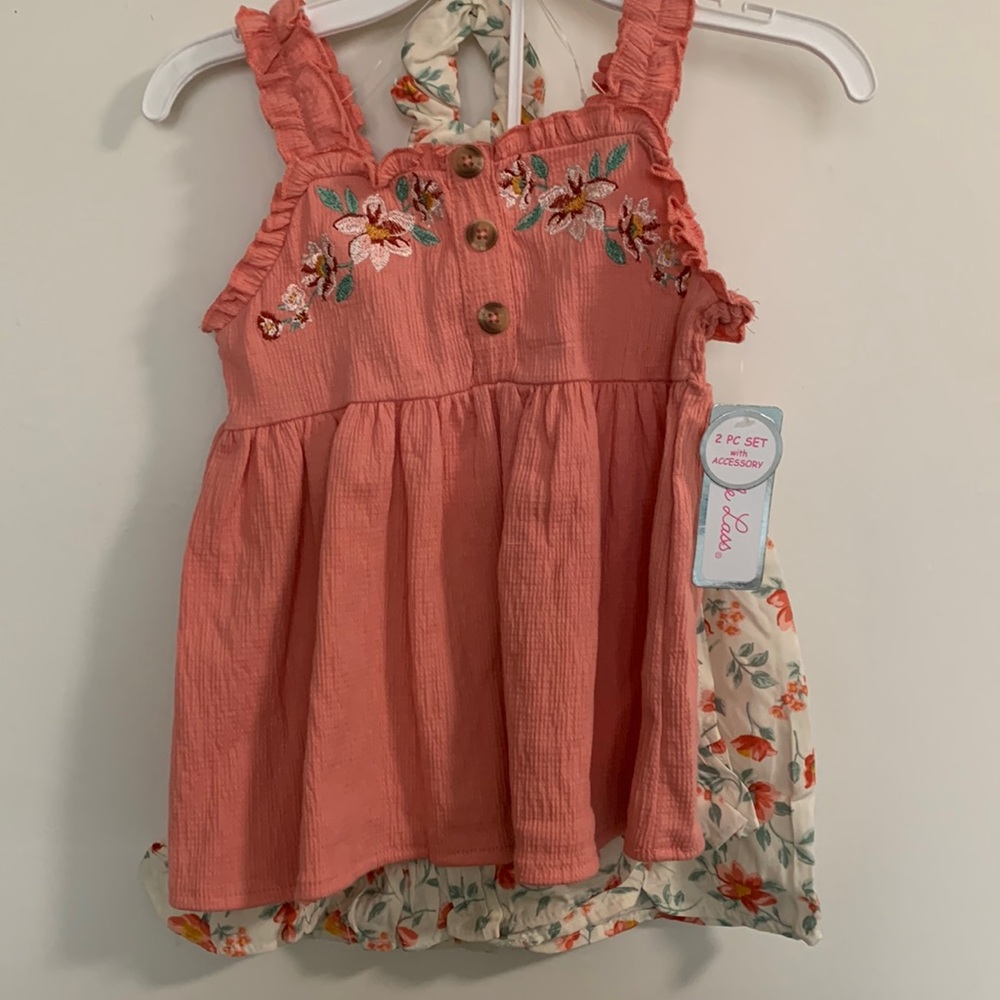 NWT  Little Lass  Girl  2pc set Size 6x
